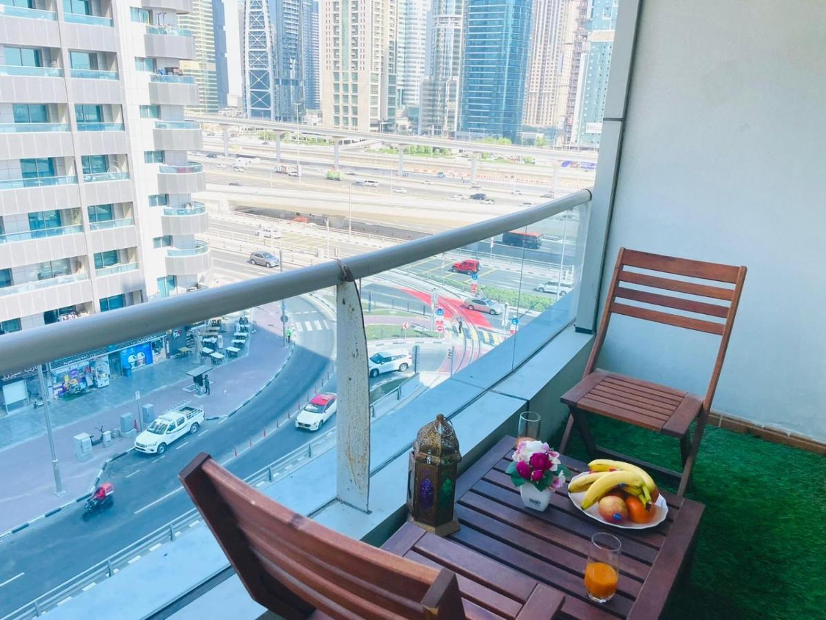 Diamond Crown - Studio Holiday Apartment In Dubai Marina Экстерьер фото
